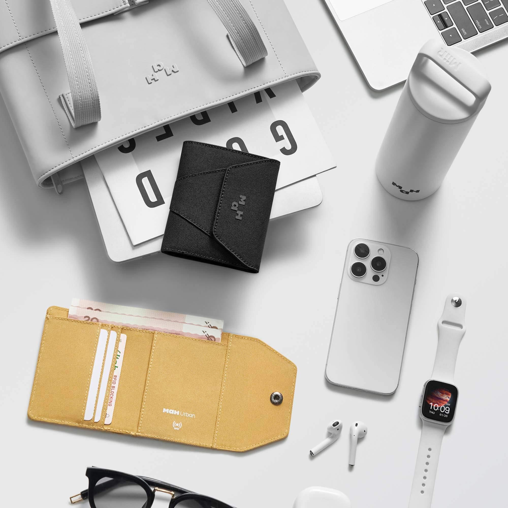 Young Echo Wallet - Image 9
