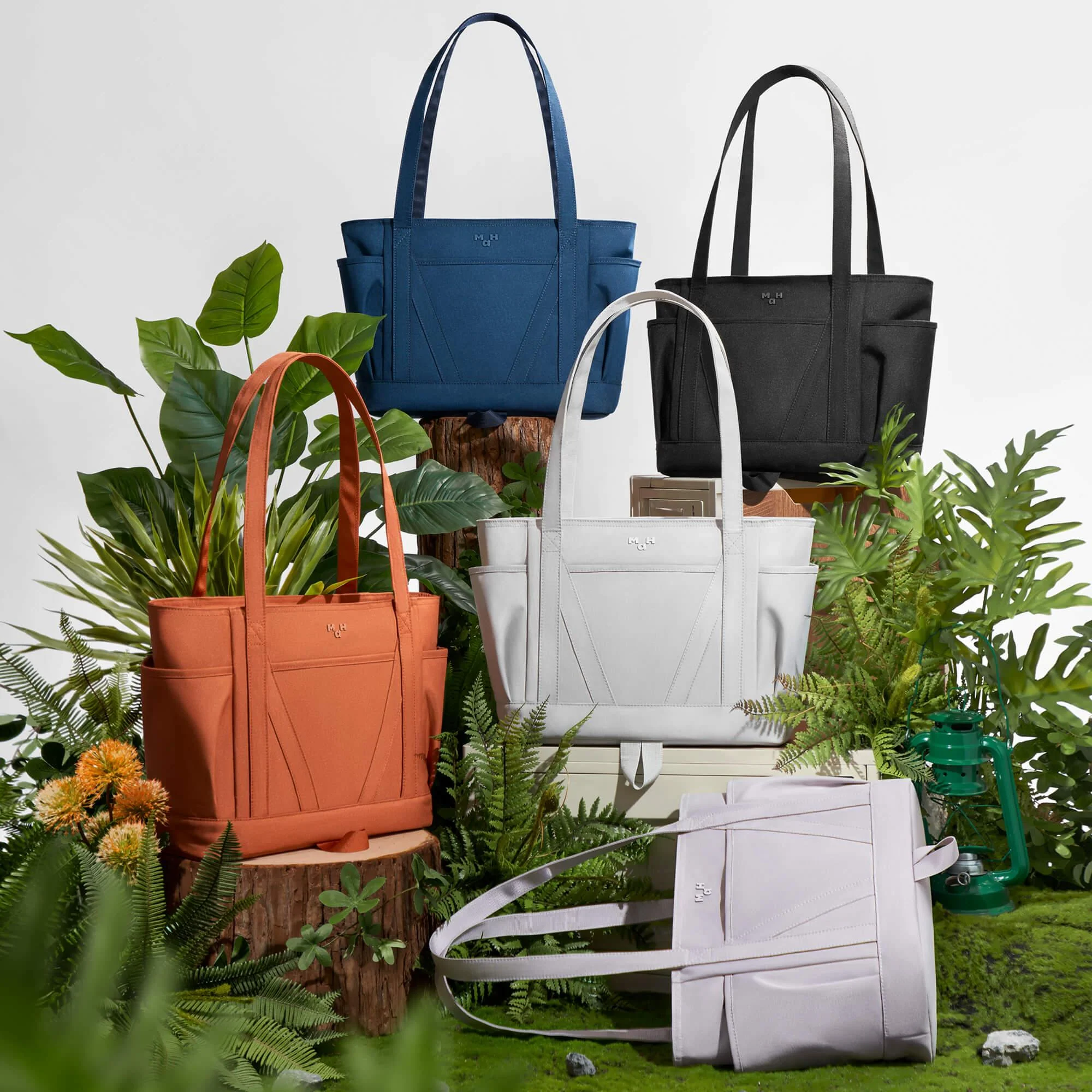 Young Tour Tote - Image 11