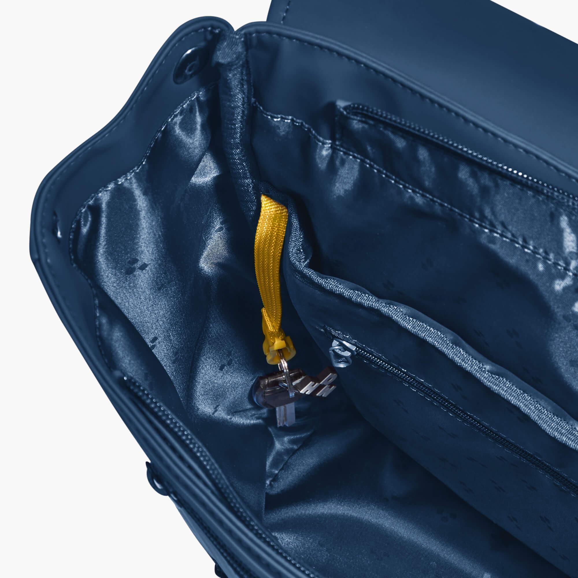 Young Backpack | Water-based PU | 13L - Image 5